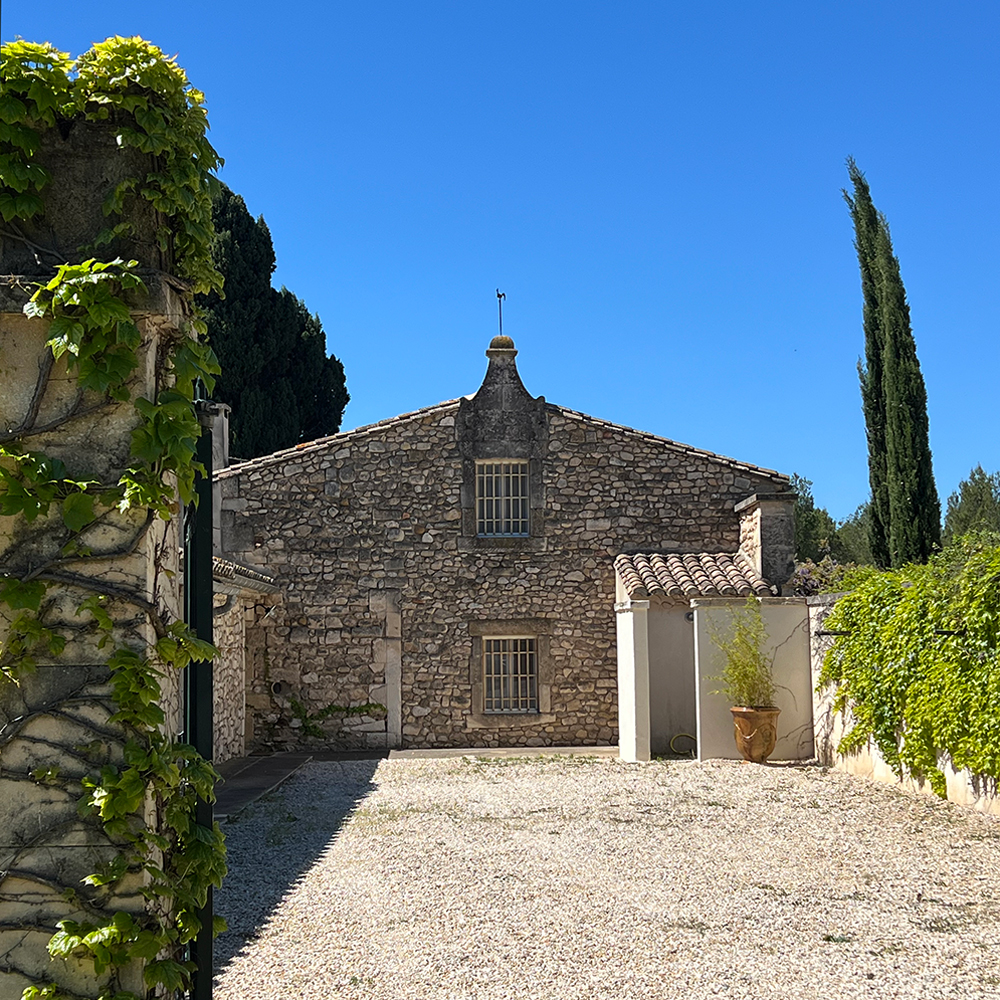 MAS-MOURIES-LA-REYNE